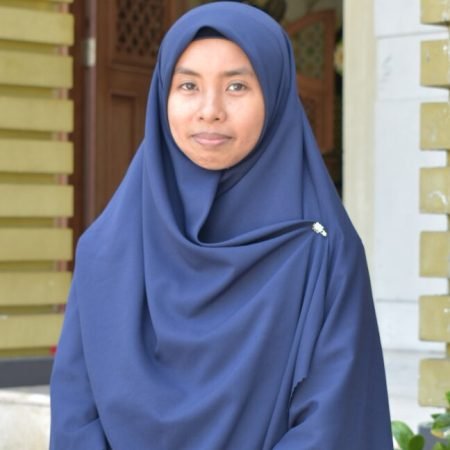 Paramitha Sandana S.E, Sy